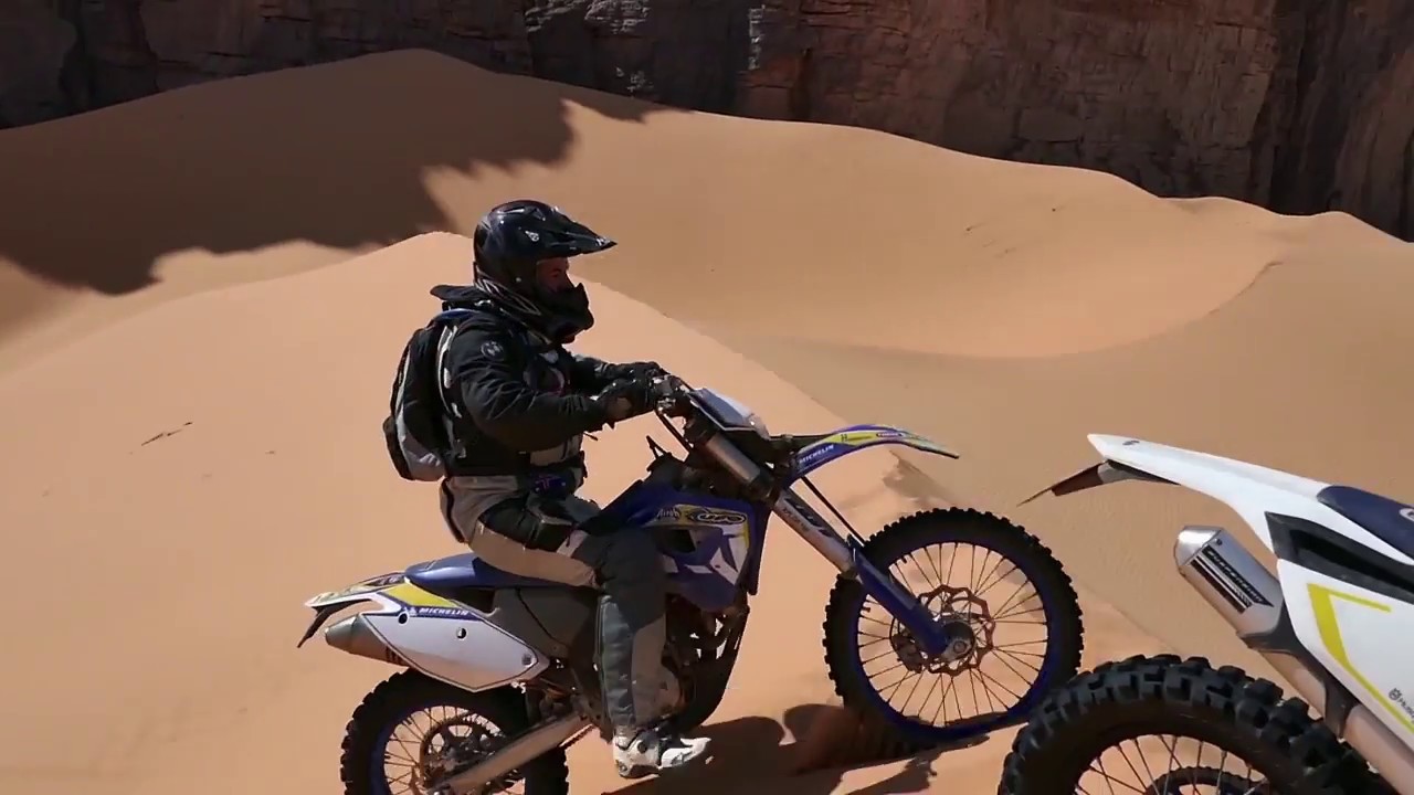 Dirt bikes in the Algerian Sahara 2018