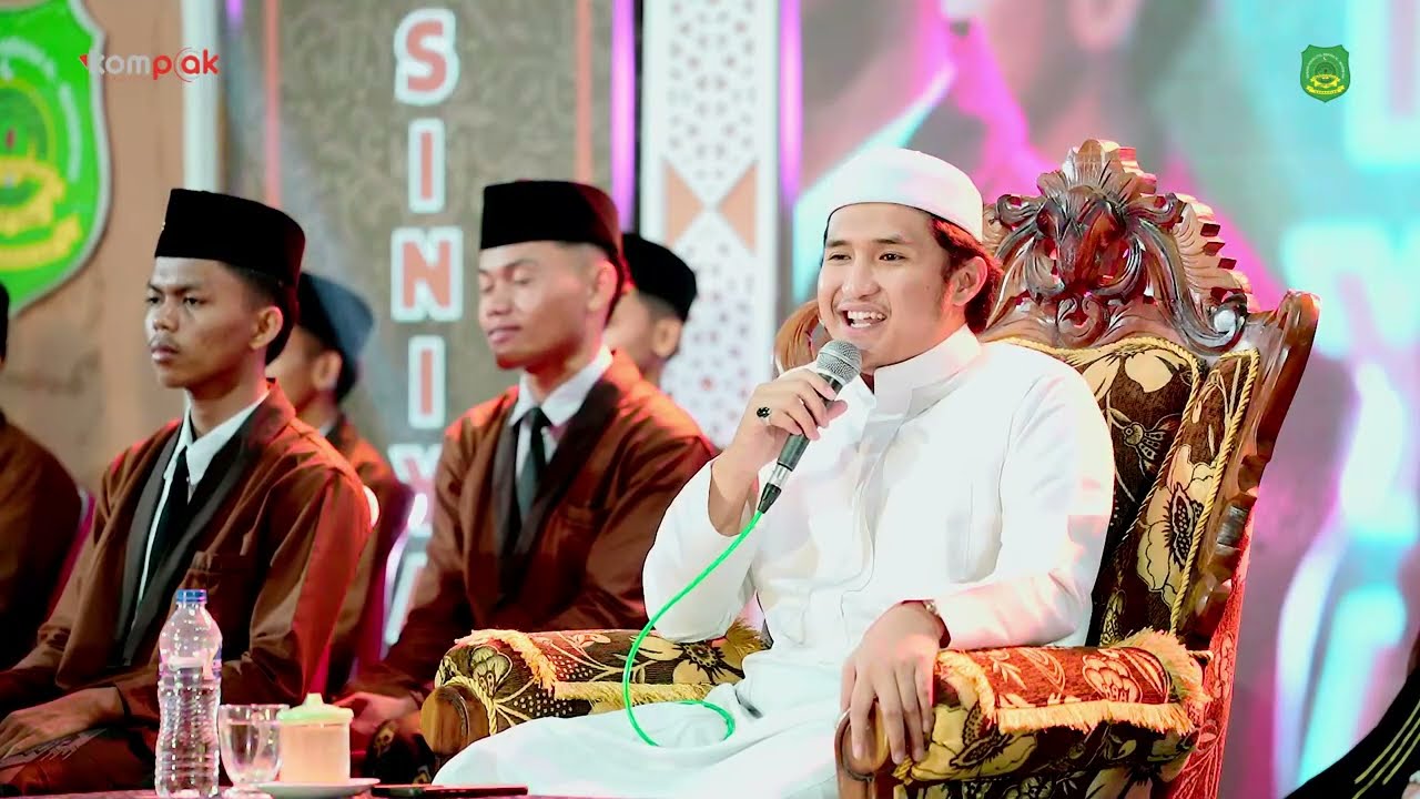 05 KH. FAIZ ABDULLAH CHON BANGKALAN