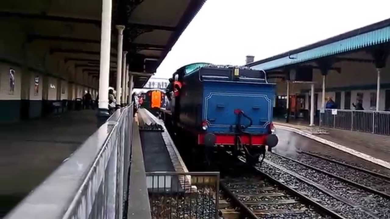RPSI 85 Merlin running round at Coleraine
