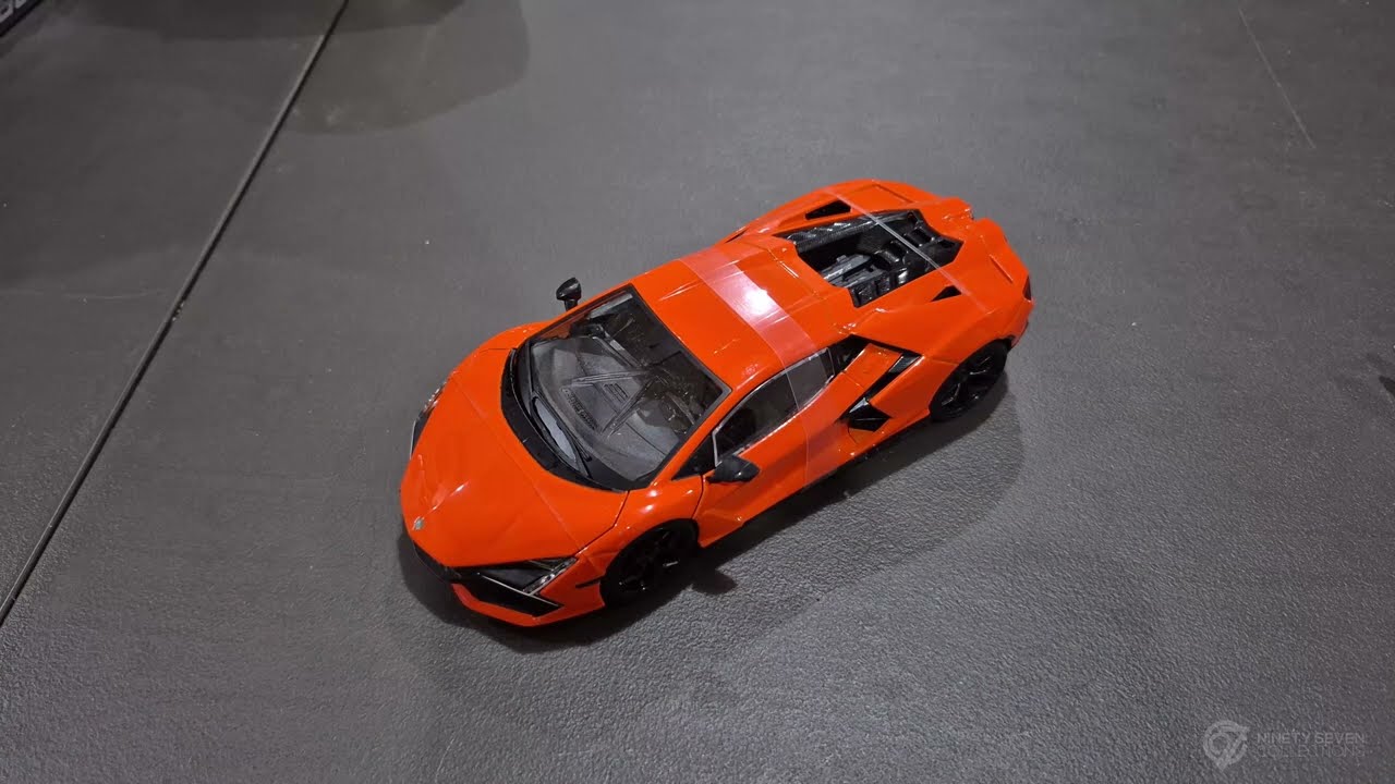 Lamborghini Revuelto (Bburago Star Collezione 1/24) Orange