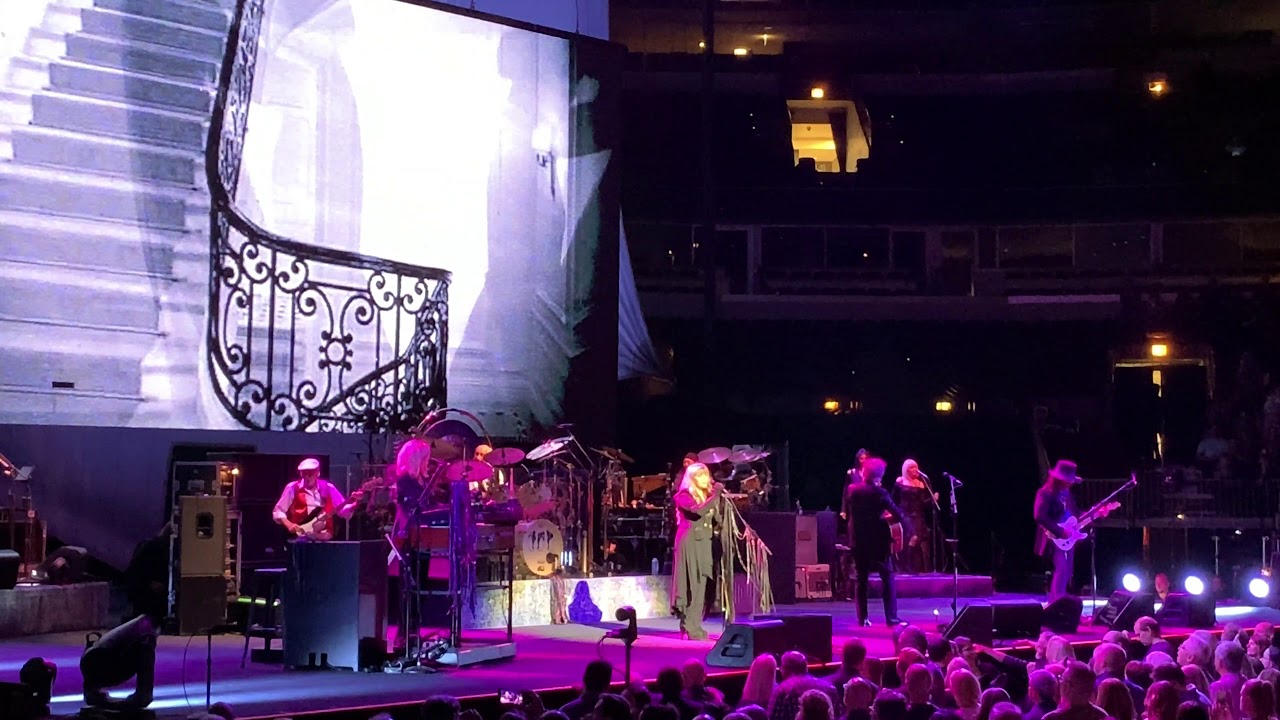 Fleetwood Mac Dreams Live Chicago United Center Oct. 6th 2018