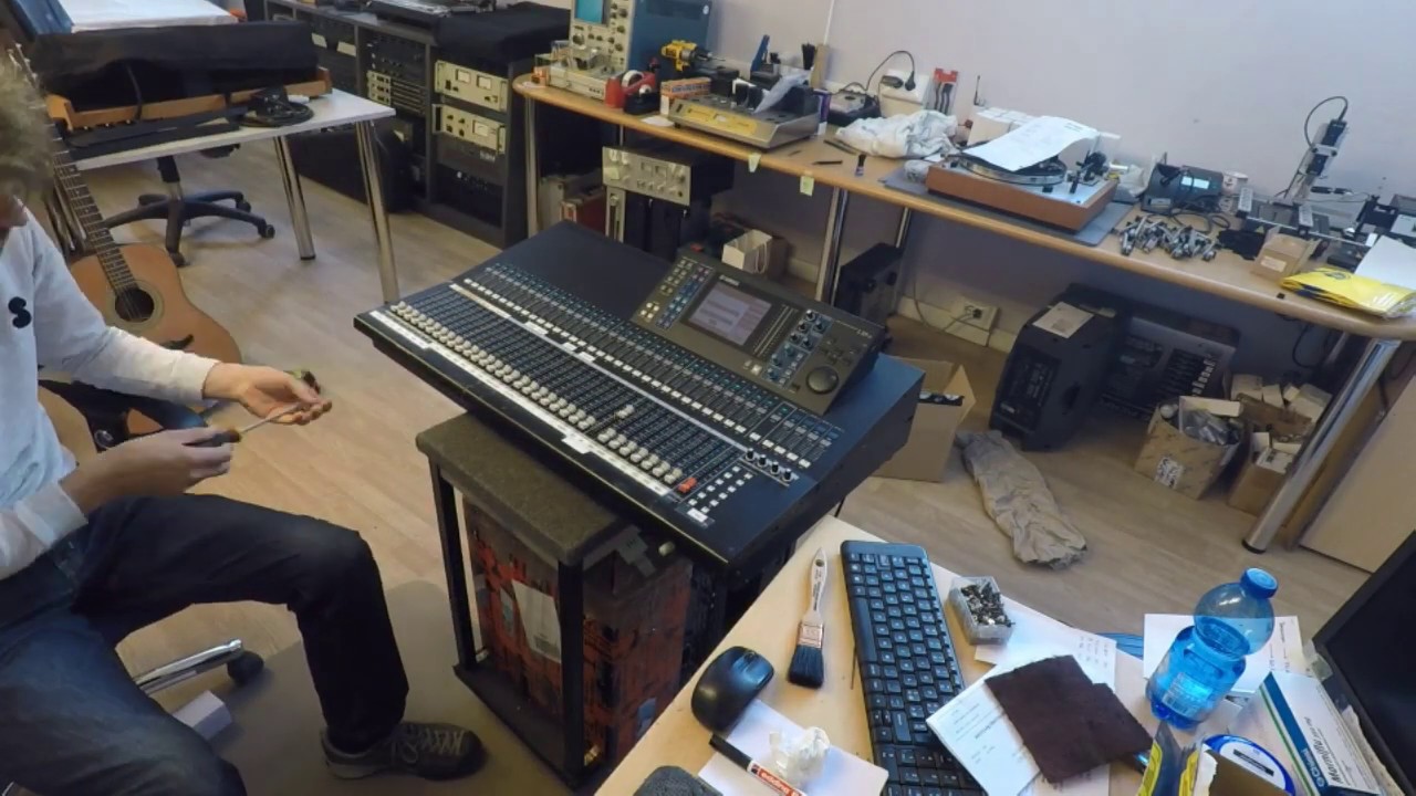 Yamaha LS9-32  Faders Replacement - time-lapse