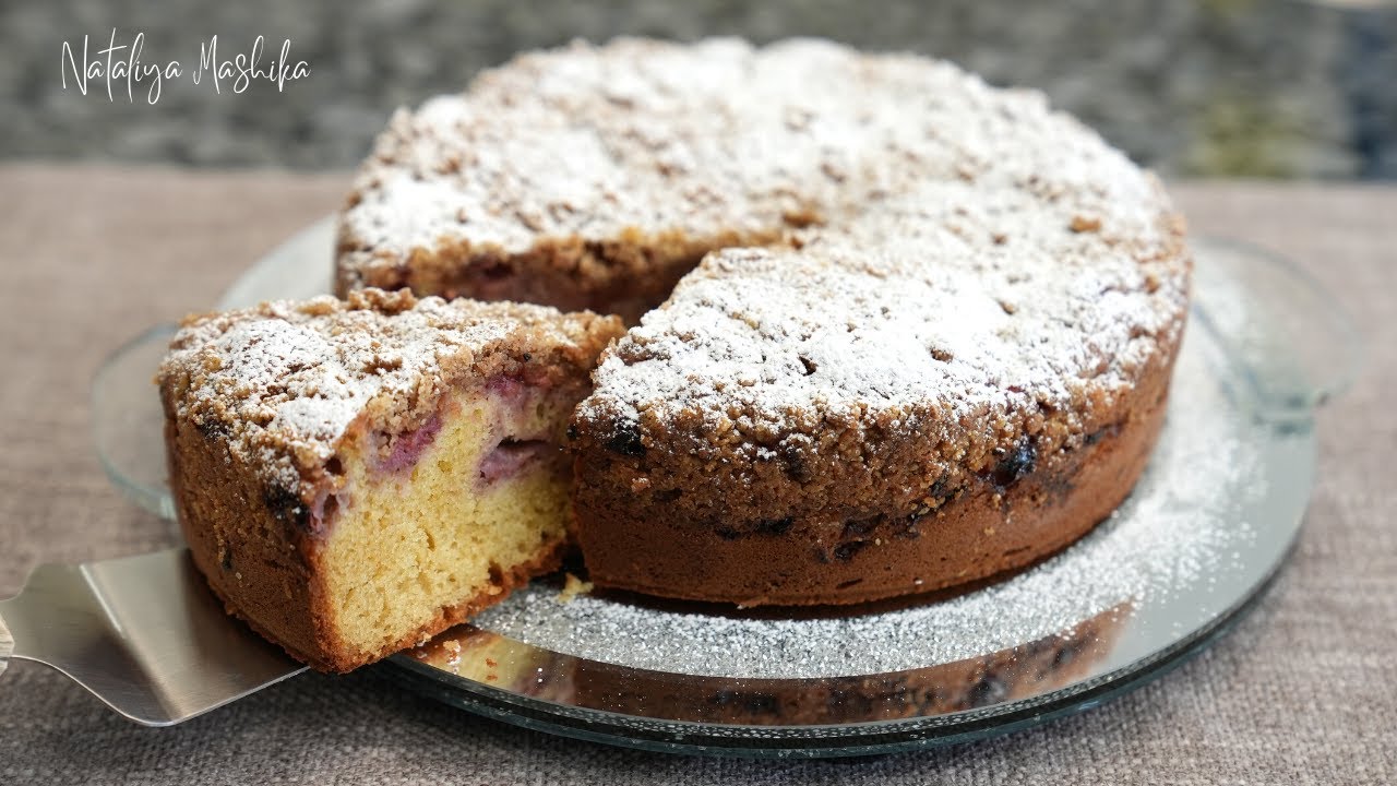 Strawberry Streusel Cake