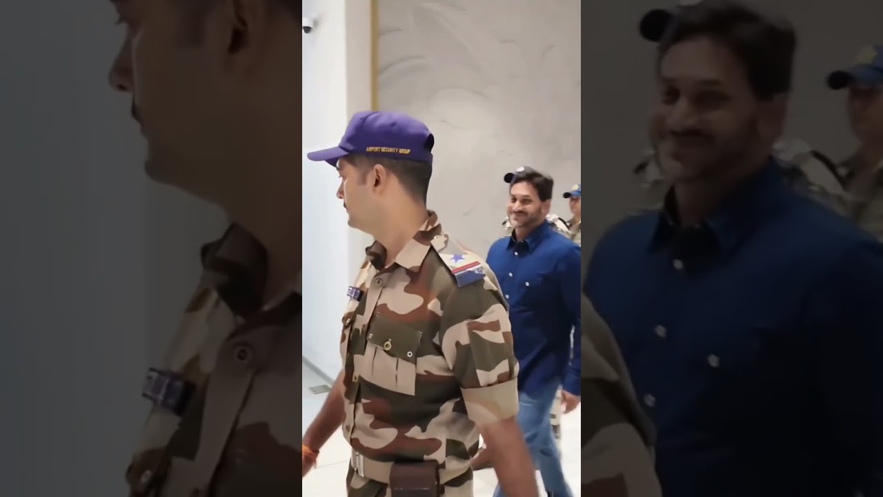 Massive Craze for YS Jagan Return From Europe ✈️🔥 #ysjagan #jaganannna #ysjaganmohanreddy #ysrcp
