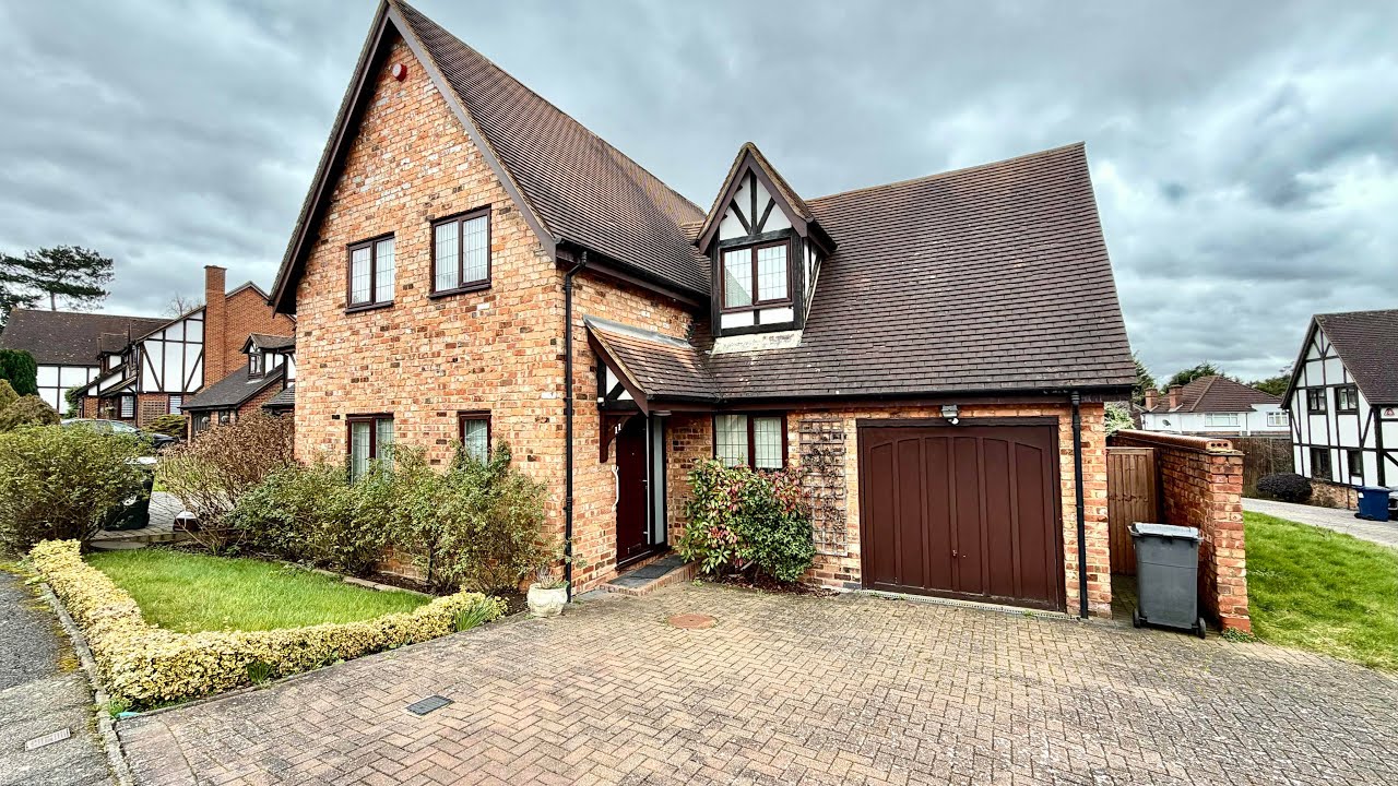 Priory Field Drive, Edgware, HA8