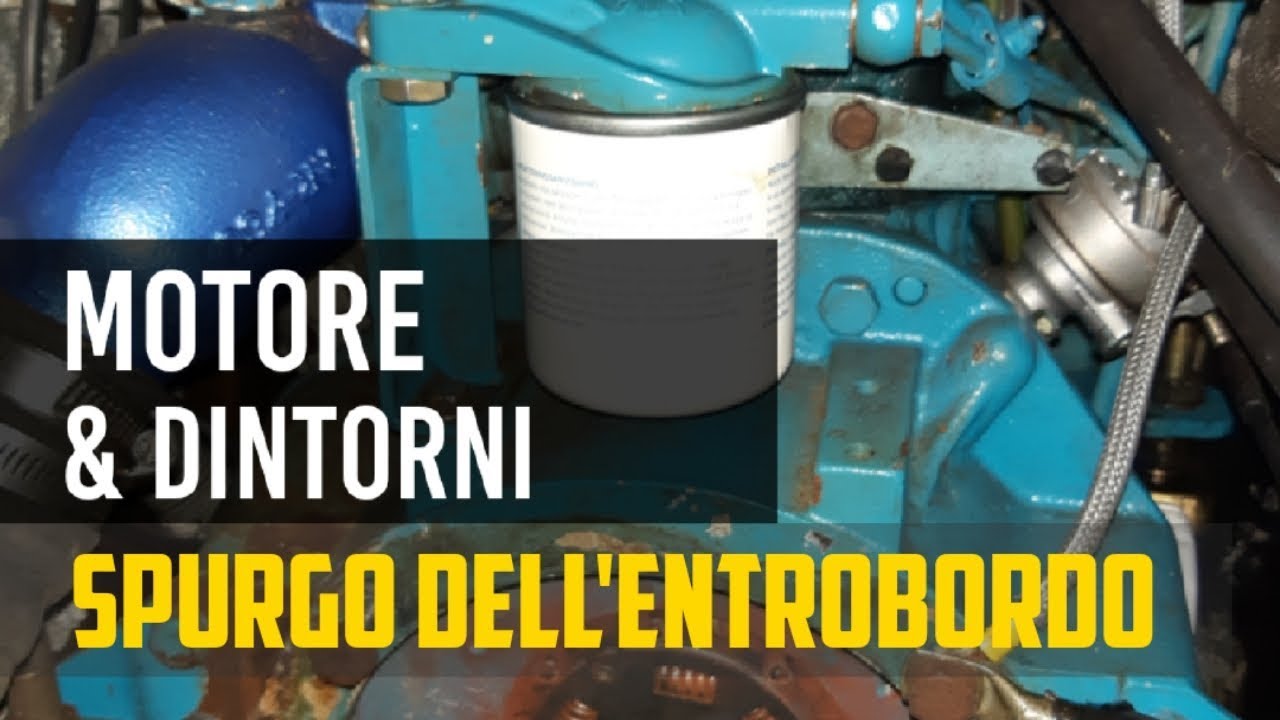 SPURGO del motore entrobordo Diesel di una barca a vela