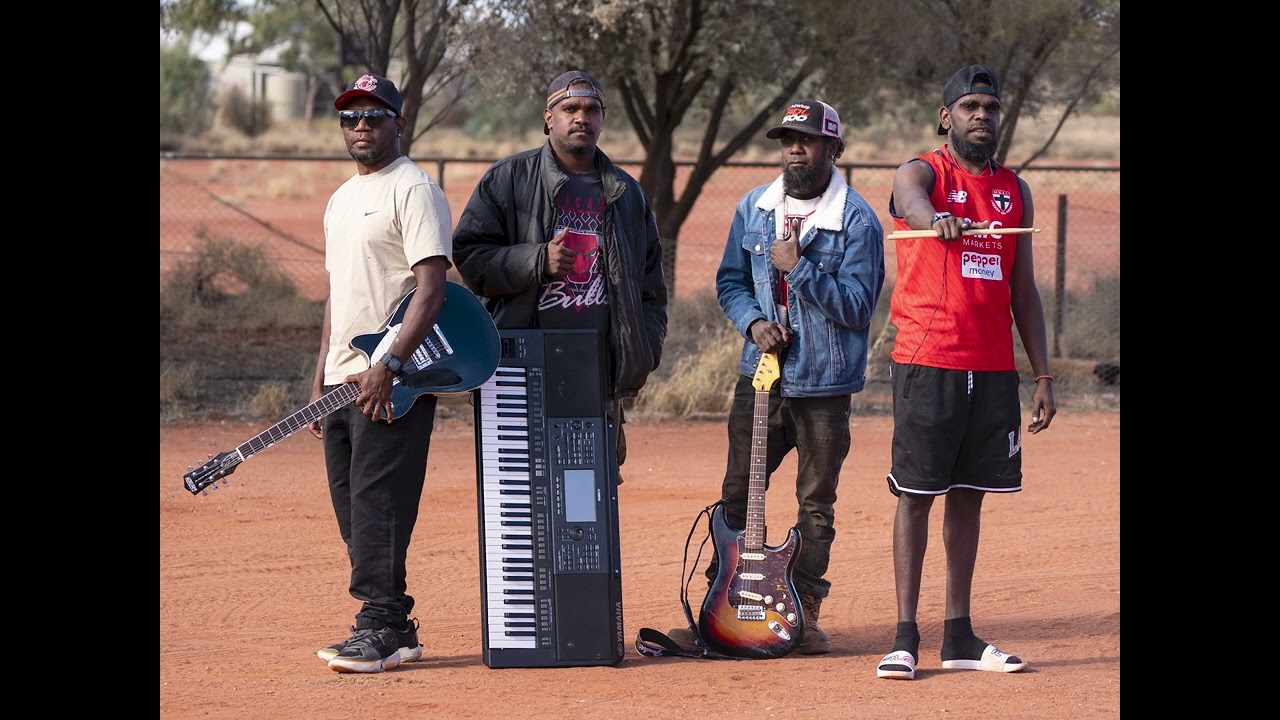 Pukatja Street Reggae Band - Girl Of My Dreams