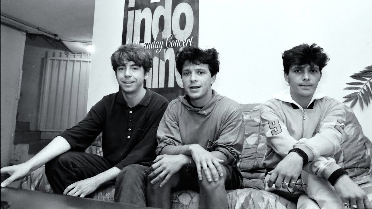 Indochine | La Guerre Est Finie | Live 1992 | Fan Made