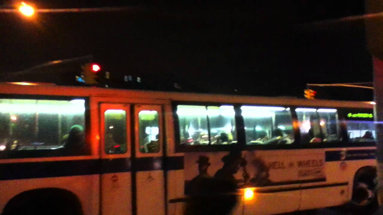 MTA NYCT 1999 NovaBus RTS-06 #5146 on the Q3