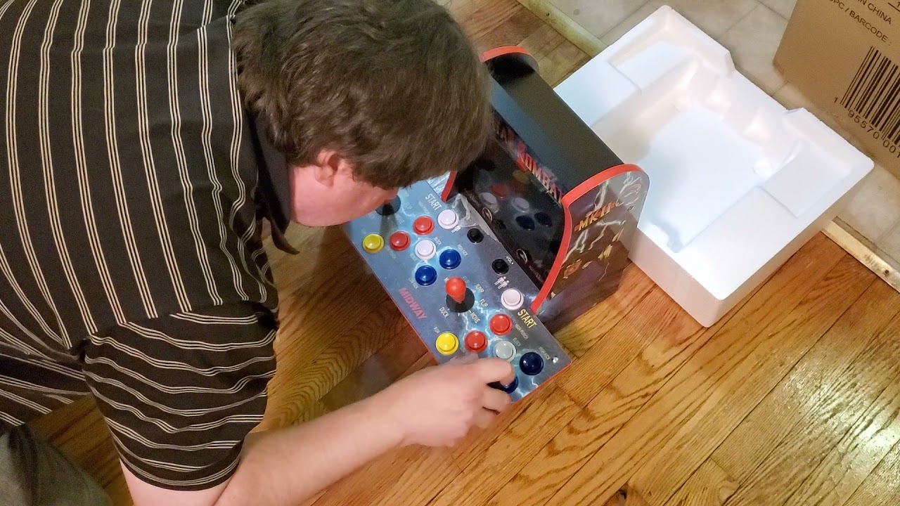 Arcade1up Mortal Kombat countercade unboxing and 1st impressions