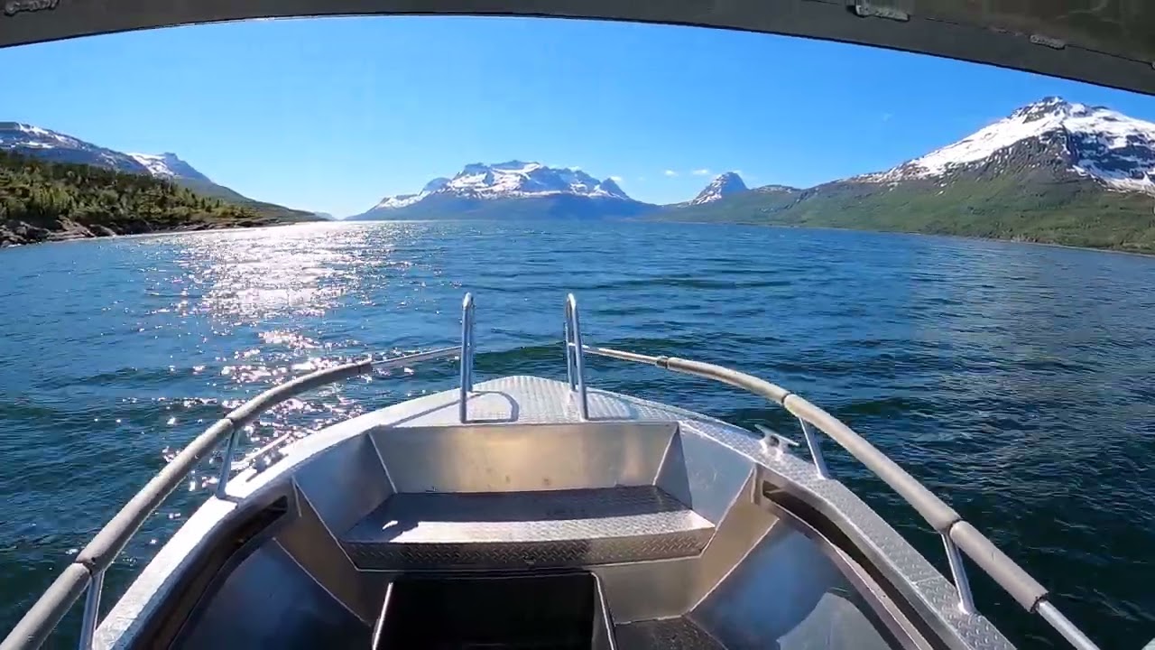 b&aring;t tur