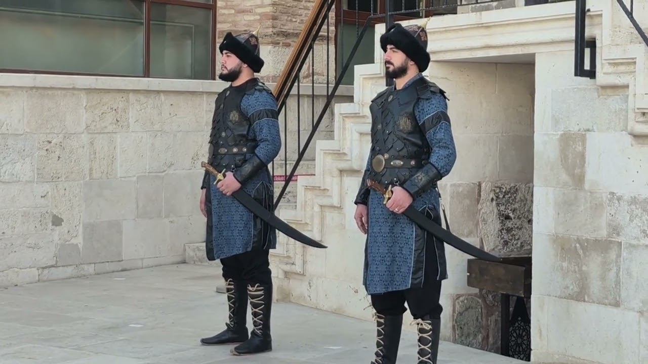 Konya Alaaddin Camii Sancak açma töreni. Görev yapan Konya Jandarma Komutanlığı personeline saygılar