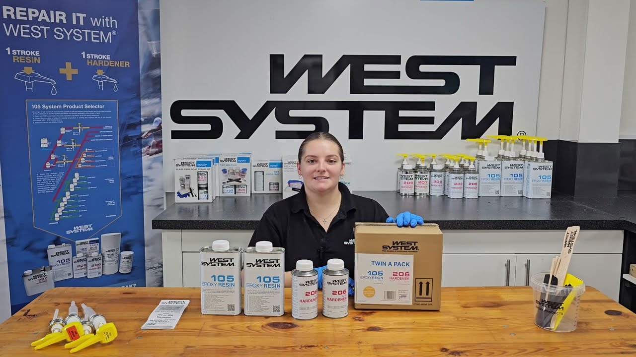 Эпоксидная смола и отвердитель WEST SYSTEM&reg; 105/206, двойная упаковка A, распаковка