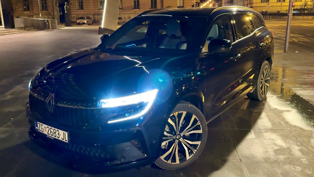 New RENAULT ESPACE 2024 at night - IMPRESSIVE matrix LED lights, AMBIENT lights & details
