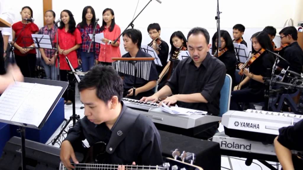 How Great Thou Art & How Great is Our God - One Heart 4JC Band
