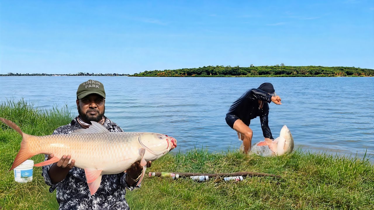 River Fishing 2 Styles | Feeder Fishing aur Triple Hook fishing | fishing videos big fish in india