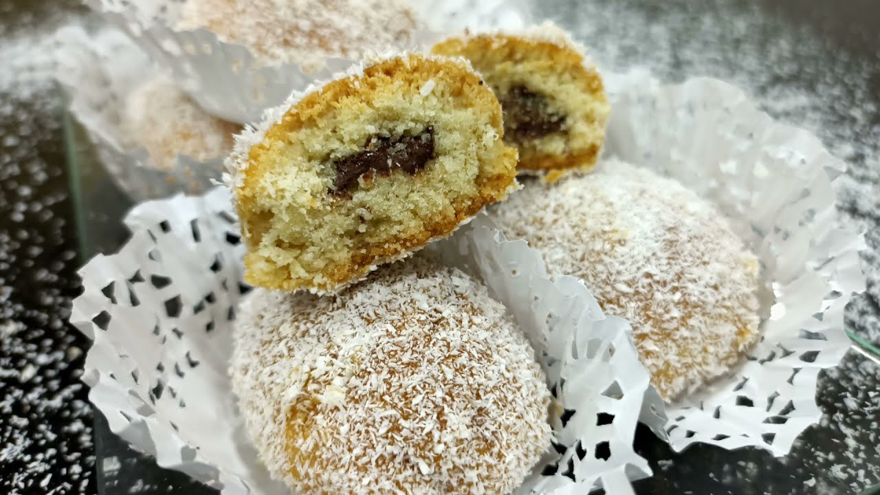 حلوة جافة بجوز الهند محشية بالشكلاطة اقتصادية وبمكونات بسيطة