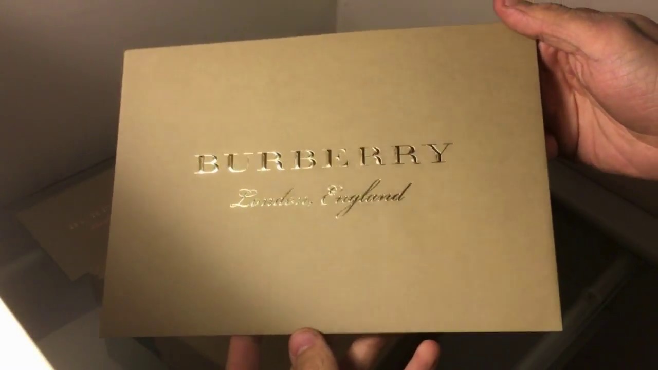 (Unboxing) Burberry polo.