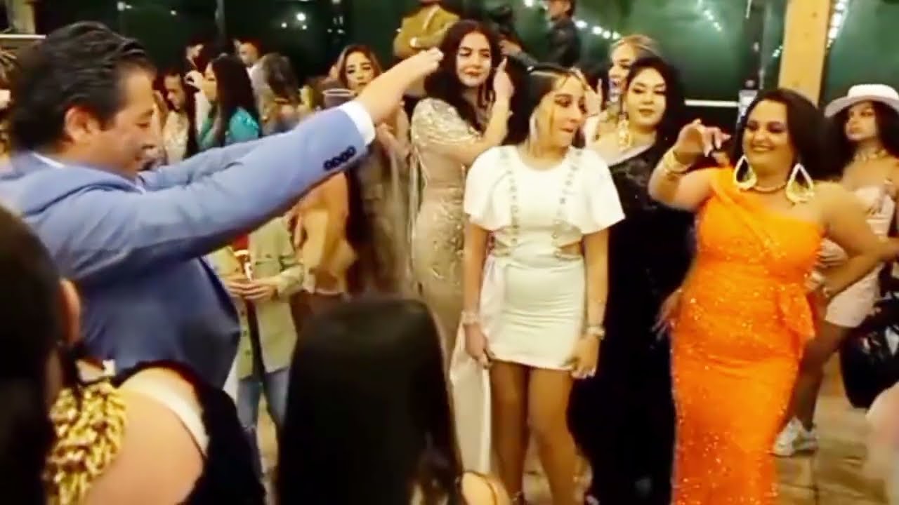 BODA GITANA IMPRESIONANTE BAILANDO RUMBA ESPECTACULAR CON ALEGRIA Y PASION 💙❤️💚 #gypsy #rumbagitana 