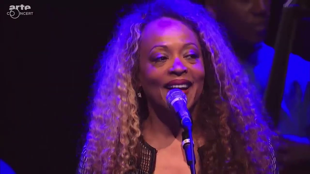 Cassandra Wilson - Tribute To Billie Holiday         ( Munich 2015)