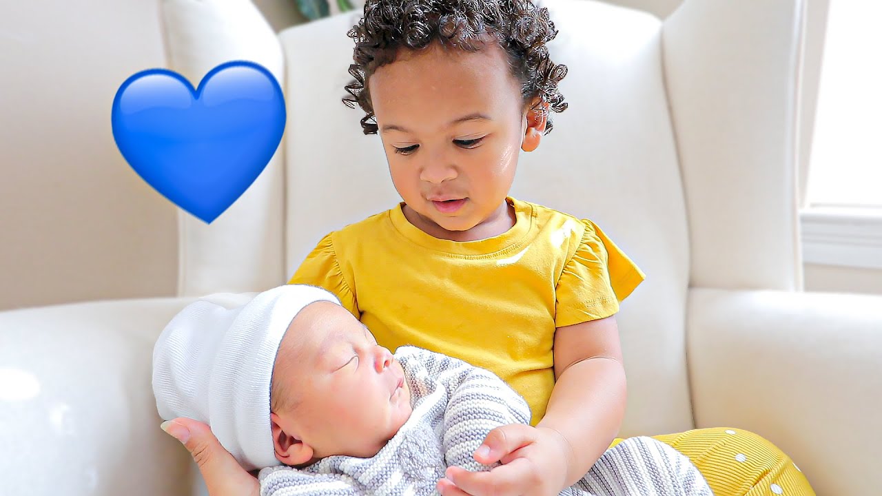ACE MEETS HER BABY BROTHER! **Very Emotional**