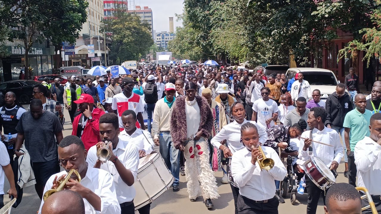 NAIROBI CBD AT STANDSTILL AS DEM WA FACEBOOK,OGA OBINNA, GUARDIAN ANGEL MARCH