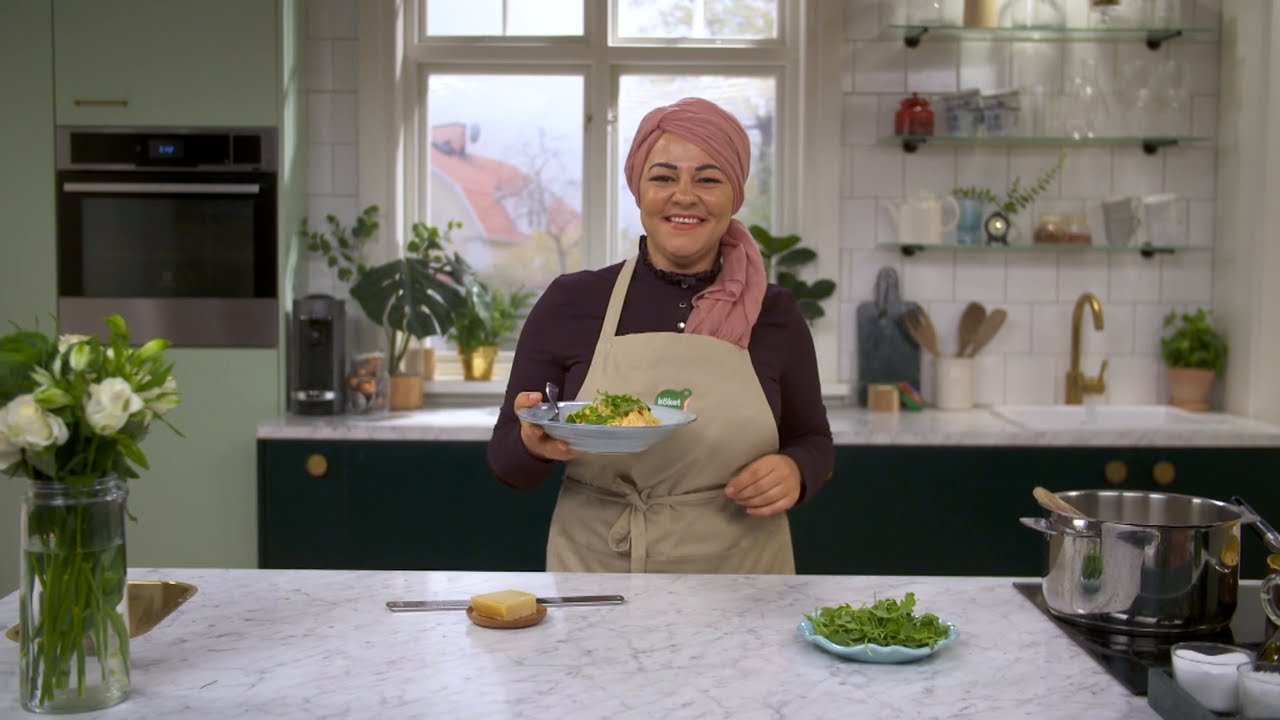 Kökets middag: Krämig laxpasta med tomat och örter - Köket