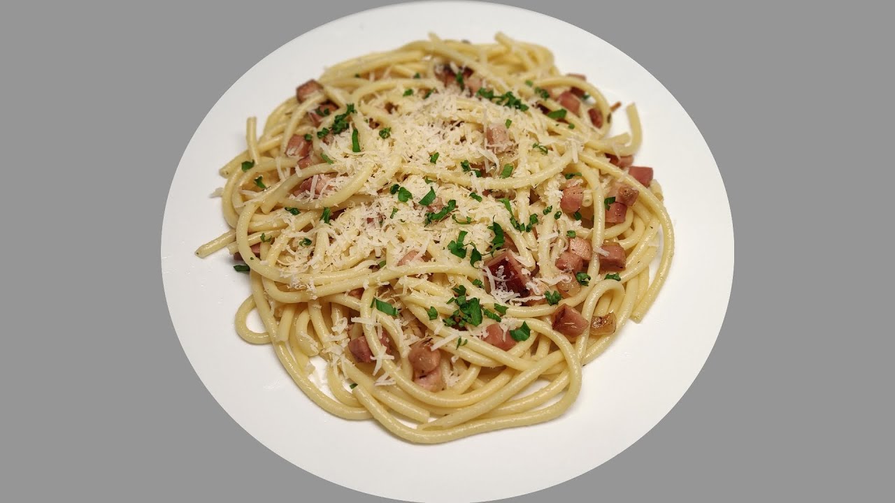 &Scaron;pagety s parmaz&aacute;nem a slaninou recept
