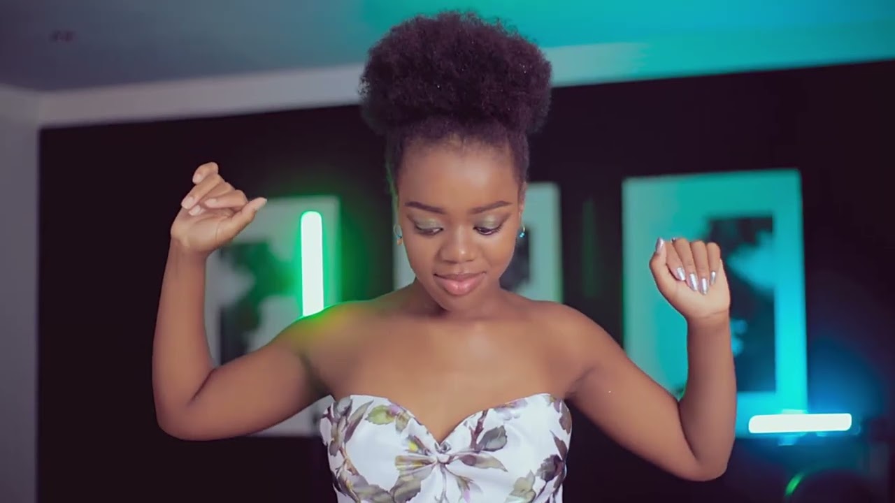 TEBAN CEE featuring TINQUISHA - BEEN AROUND THE WORLD (OFFICIAL MUSIC VIDEO)