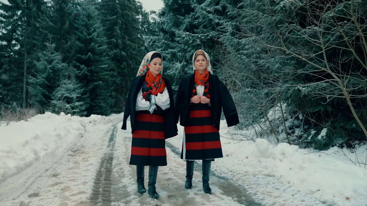 Colinde Traditionale - Suzana si Daciana Vlad - Georgiana Lobont - Andrada Barsauan