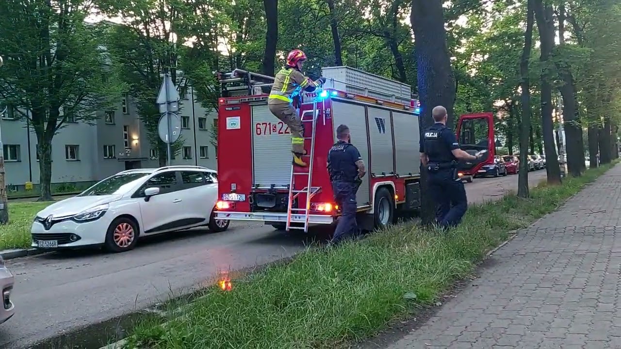 Interwencja Policji i Straży Pożarnej 671[S]22 w Zabrzu