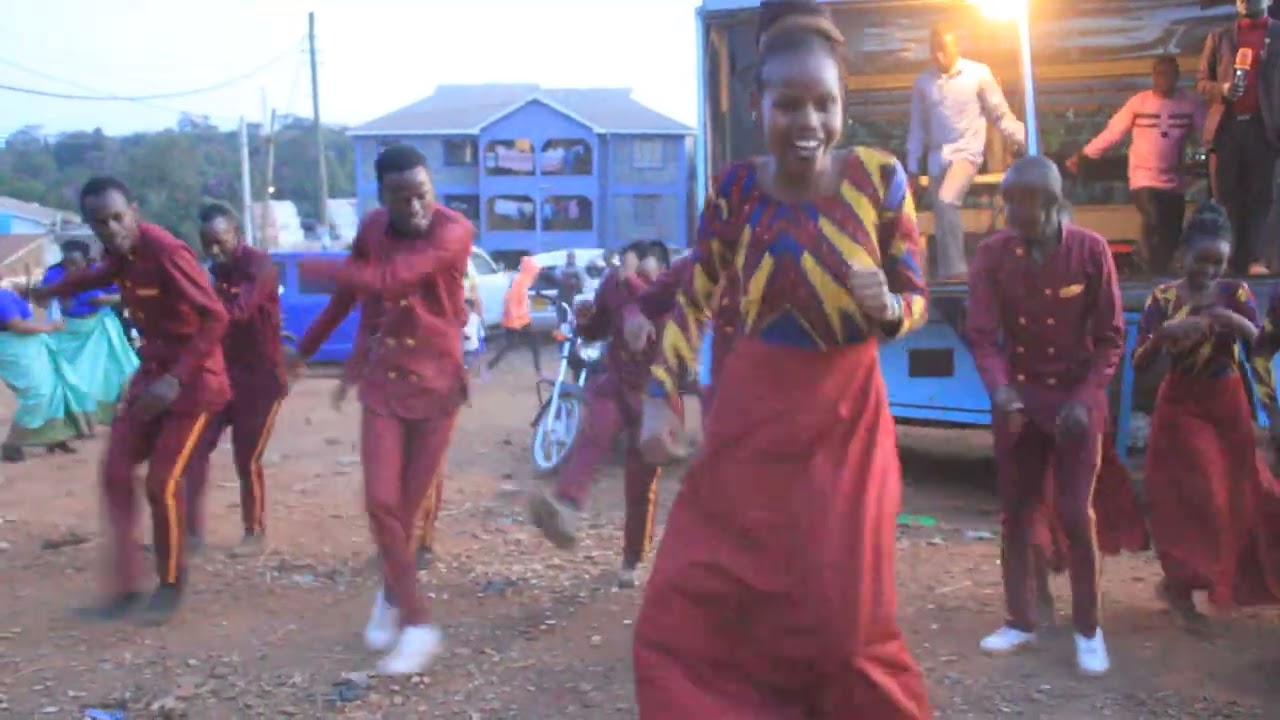 ROYAL MINISTERS PERFORMING NASKIA RAHA BY HEAVENLY SINGERS