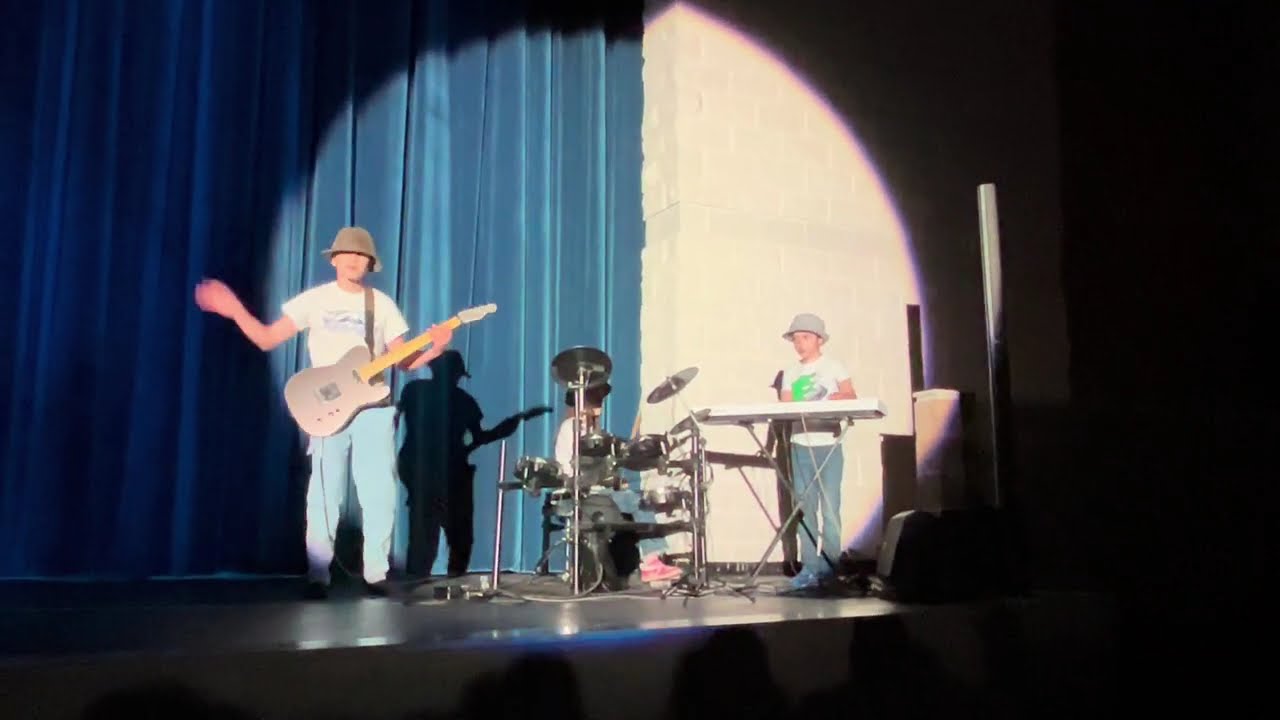 Kids Live Band Michael Jackson Medley | Billie Jean, Thriller & Moonwalk