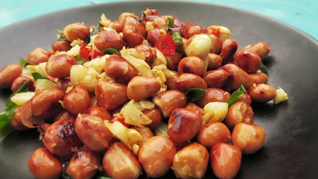 How to make spicy Cambodian peanuts! (Chili garlic peanuts) 2020