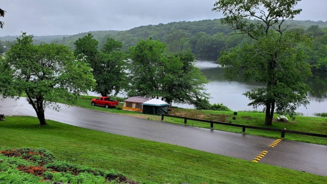 Top 15 Campgrounds in Connecticut (2022)