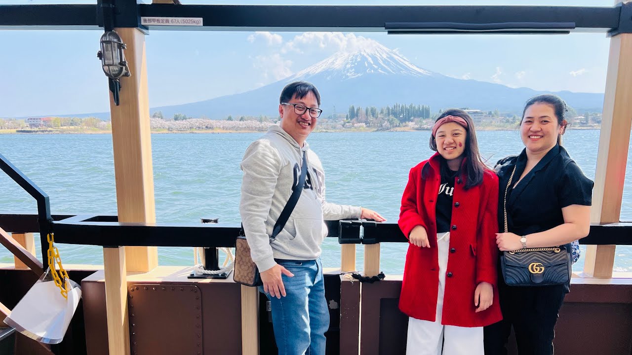 KAWAGUCHIKO LAKE BOAT RIDE // PART 1-ARAKURAYAMA SENGEN PARK JAPAN // MOST BEAUTIFUL CHERRY BLOSSOMS