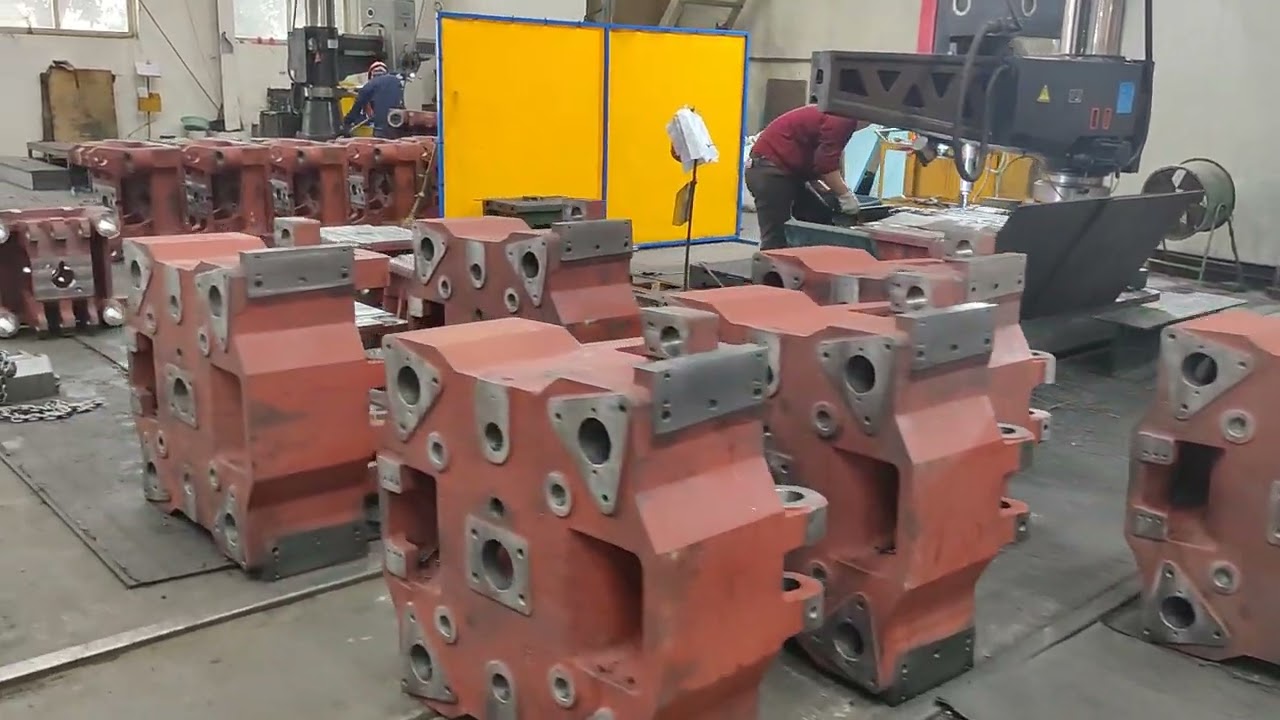 Highshine Injection Molding Machine Assembly Workshop Platen Machining Workshop