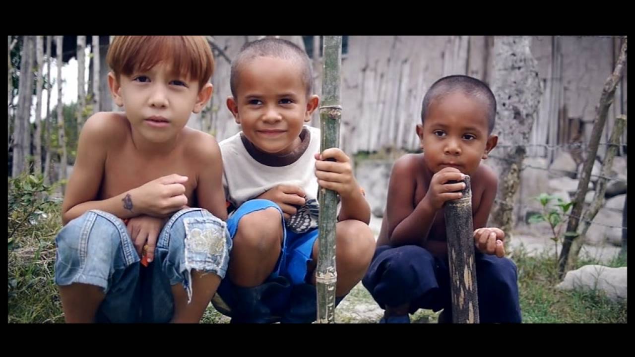 VIDEO OFICIAL AQU&Iacute; ESTOY YO- FELIX L&Oacute;PEZ INTERPRETADA POR JESU L&Oacute;PEZ Y EL AUTOR.