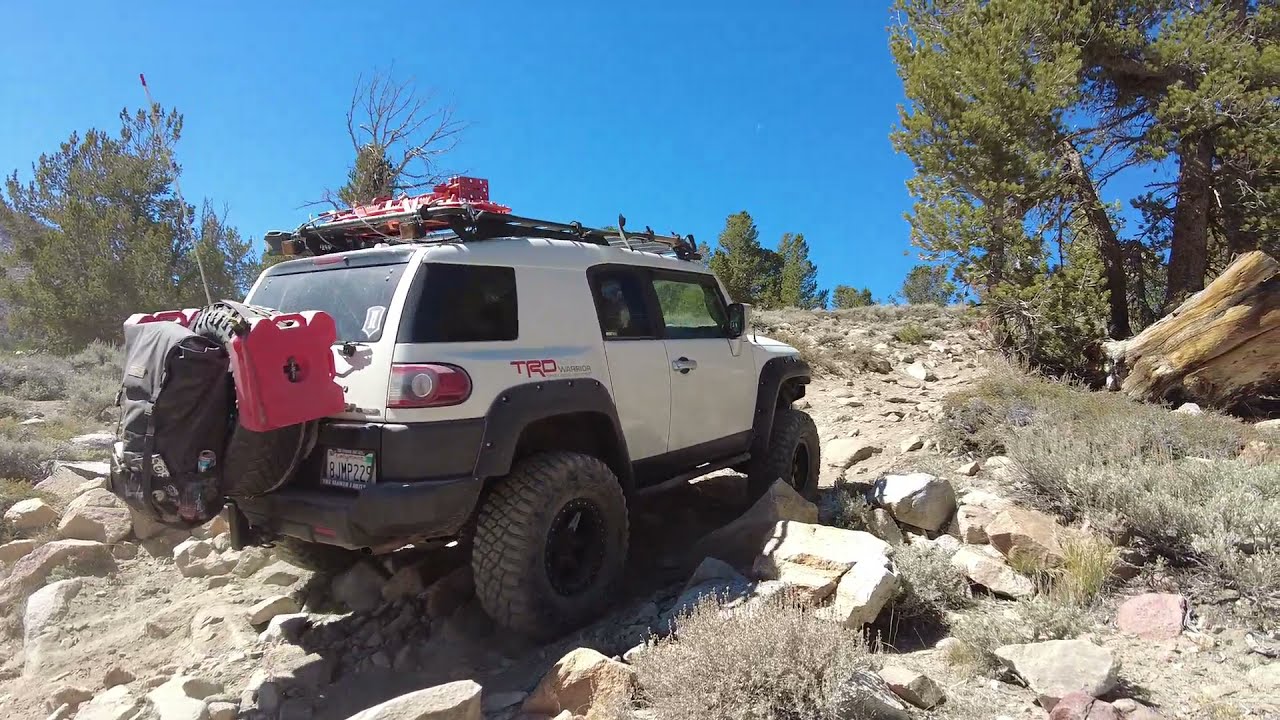Overlanding HWY 395 Mt Patterson Buttermilk Loop Coyote Flat (part2)