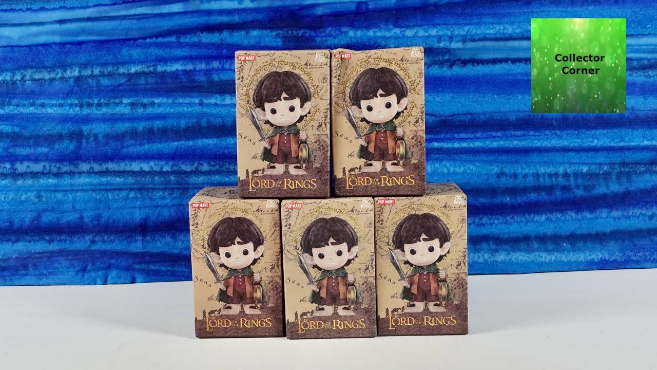 Распаковка коллекционной фигурки LOTR Lord Of The Rings Pop Mart в закрытой коробке.