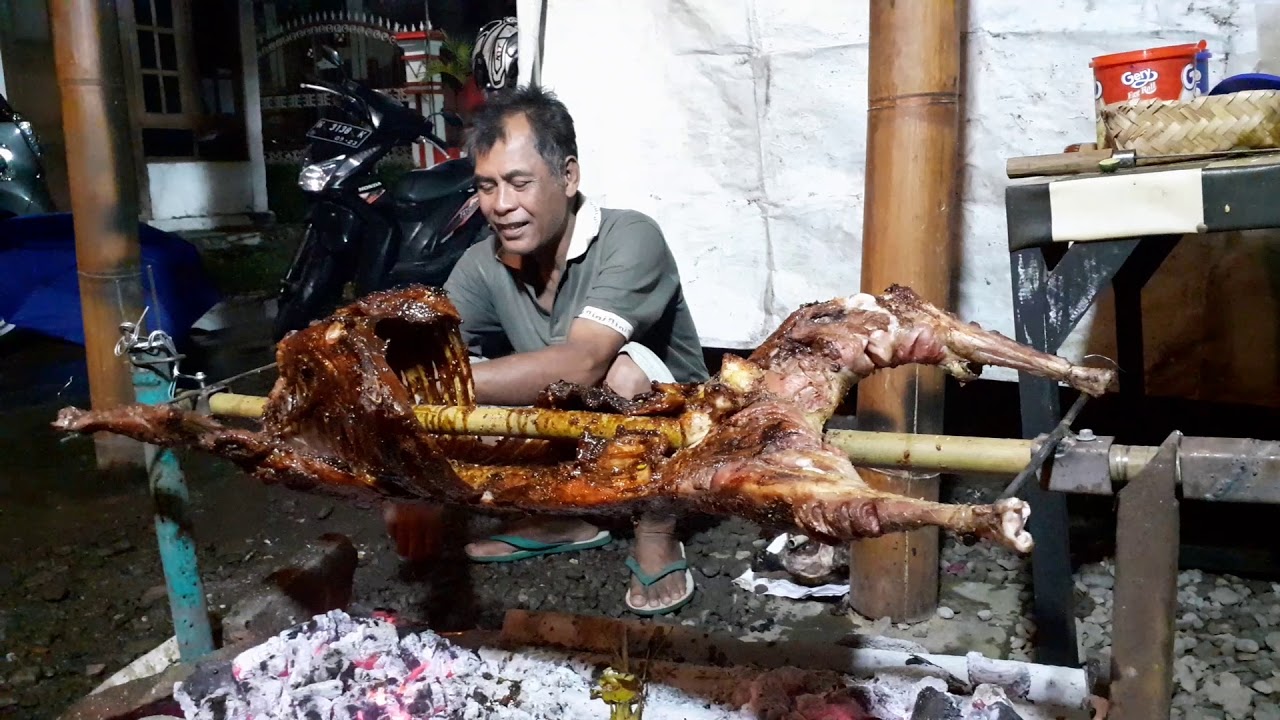 Proses masak kambing guling part 4