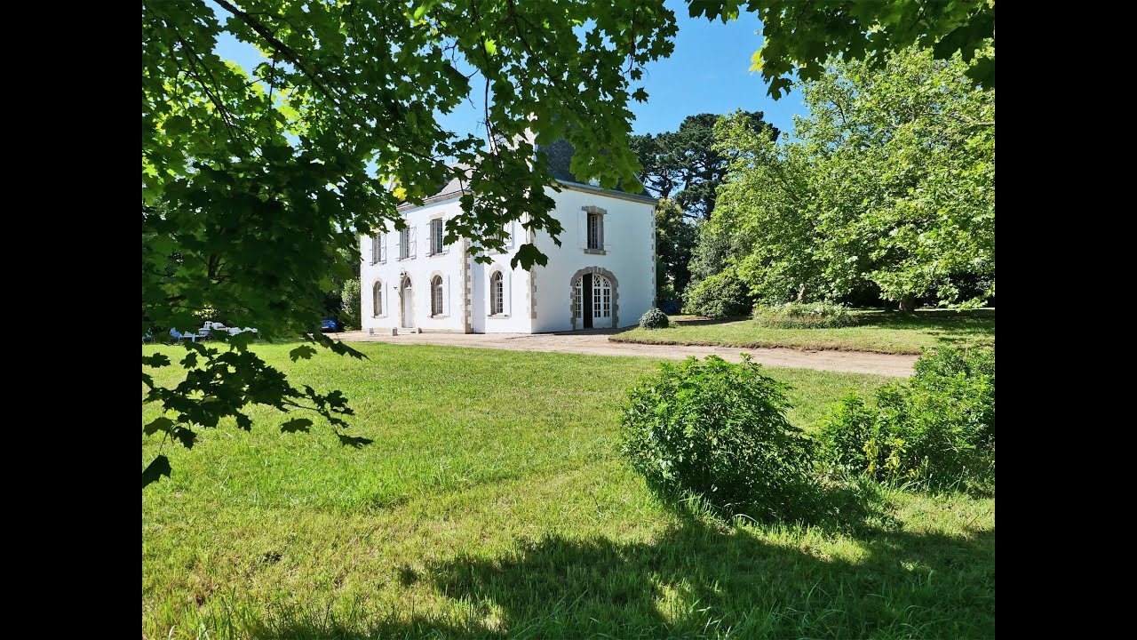 Manoir de Kerloc - Propri&eacute;t&eacute; de prestige avec hectares et vue sur la rivi&egrave;re d&rsquo;Auray