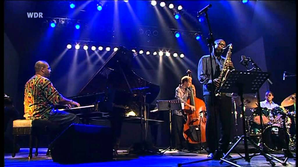 Ravi Coltrane Quartet - Between Lines