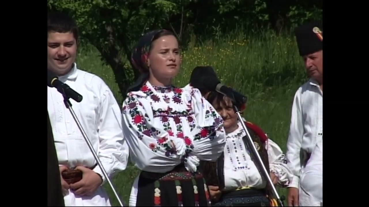 Ansamblul ICOANE, Veronica Macarie Moldovan – Badea cu ochii de mure; Bratca, BIHOR