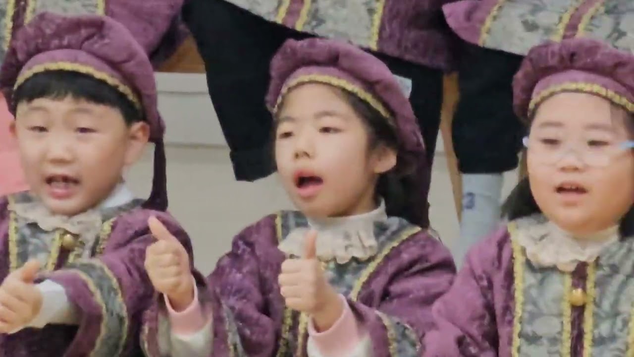 우리  손녀 유소희 성마티아 어린이집 졸업식.