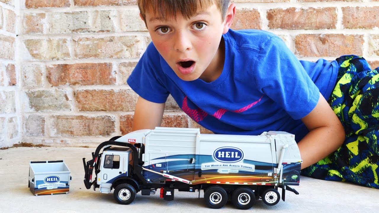 Garbage Truck Videos For Children l First Gear Heil Front Loader UNBOXING l Garbage Trucks Rule