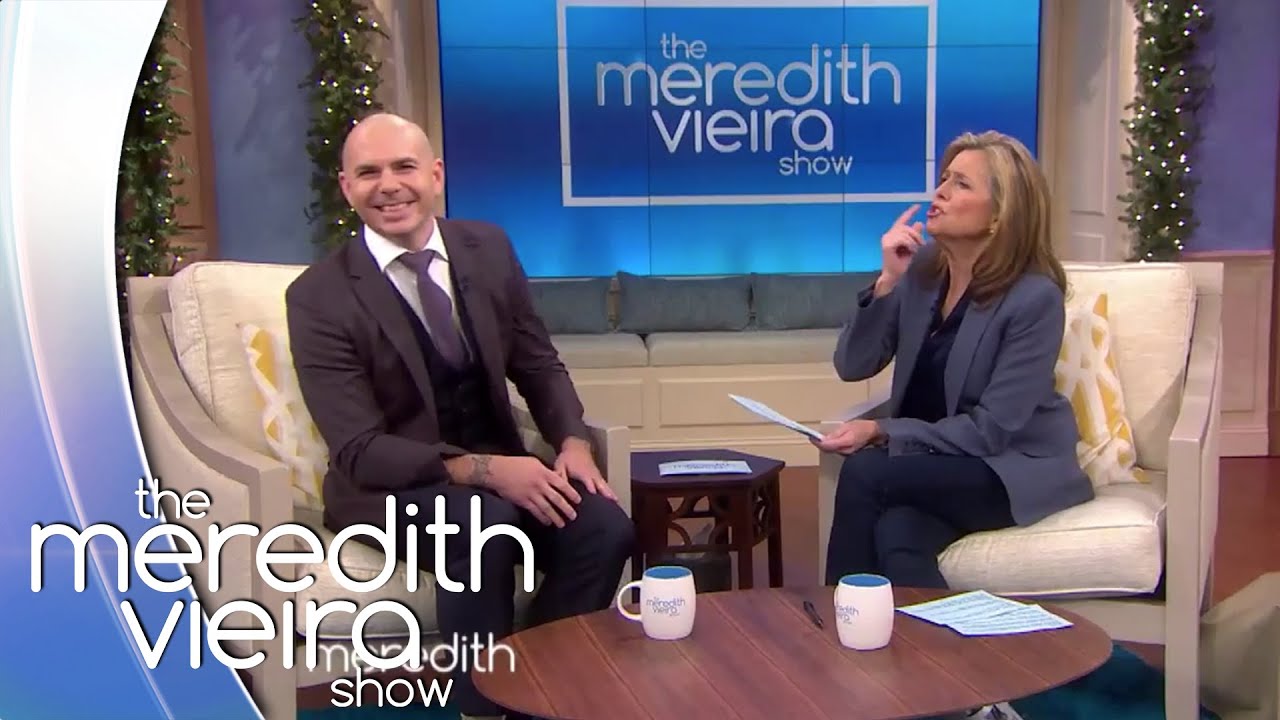 Pitbull Teaches Meredith The Tongue Roll! | The Meredith Vieira Show