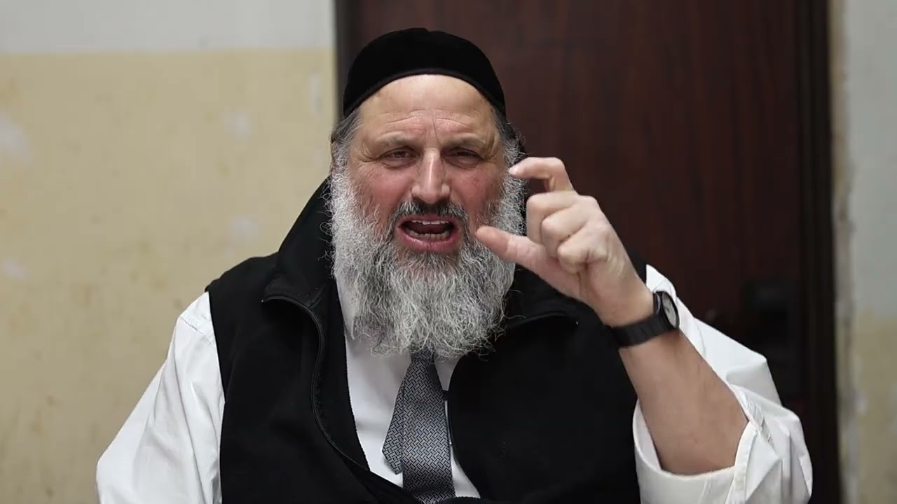 Parshas Mishpatim : The Rebbe has an obligation to teach Torah in depth