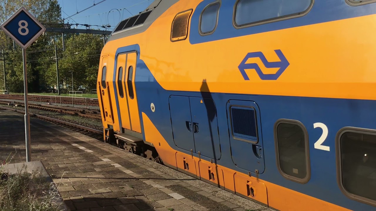 Treinen op Station Alkmaar
