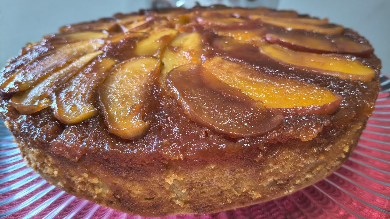 EU NUNCA COMI UMA TORTA DE MAÇÃ TÃO MARAVILHOSA  COMO ESSA - DÁ VONTADE DE COMER ELA INTEIRA!